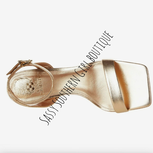 🆕⭐ Vince Camuto Gold heel sandal - Picture 3 of 11